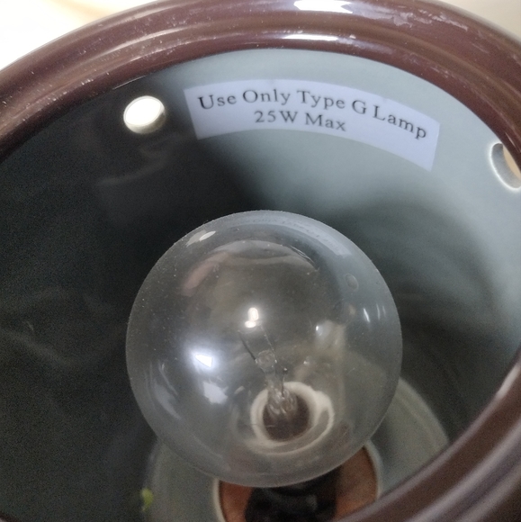 Scentsy Pembrook Wax Warmer - Picture 7 of 14